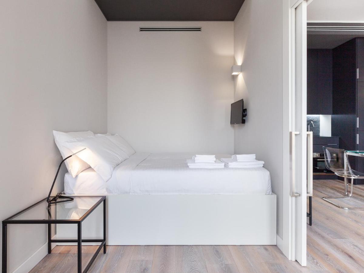 Easyhomes-City Centre Suites Milano Exteriör bild