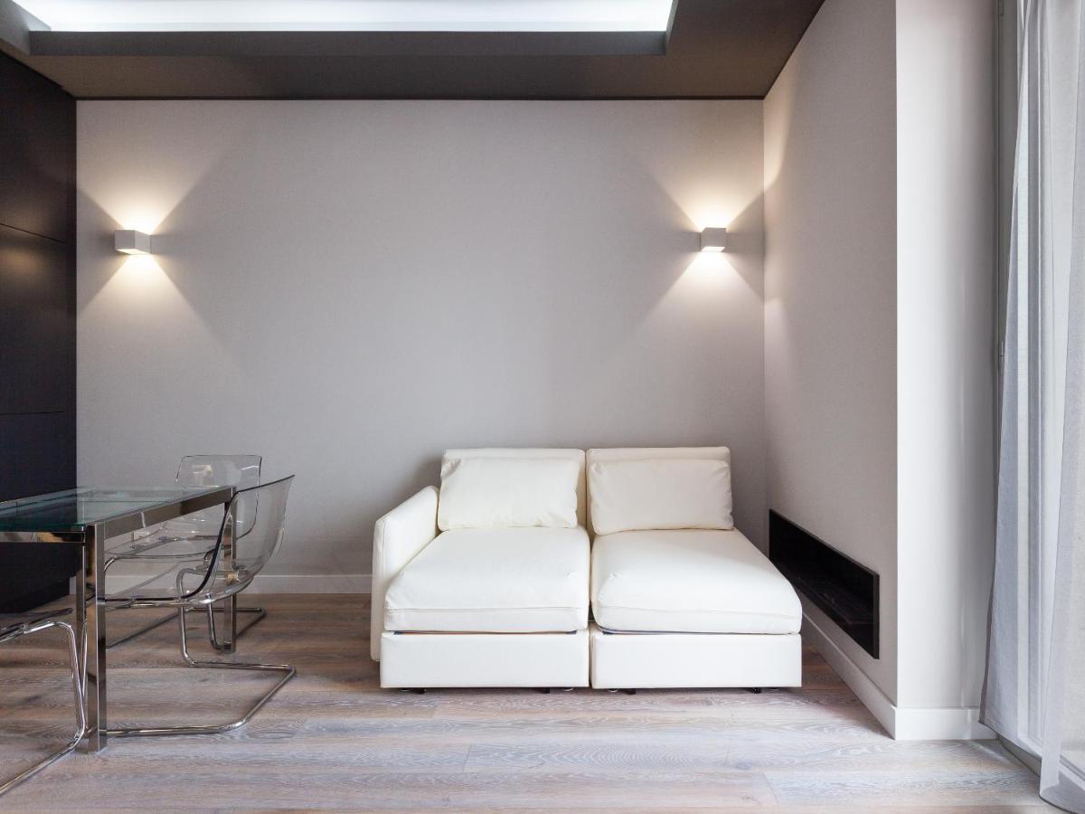 Easyhomes-City Centre Suites Milano Exteriör bild