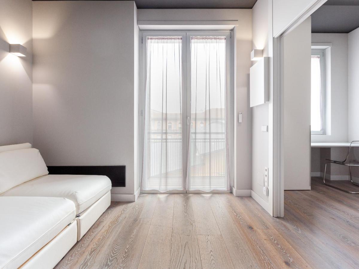 Easyhomes-City Centre Suites Milano Exteriör bild