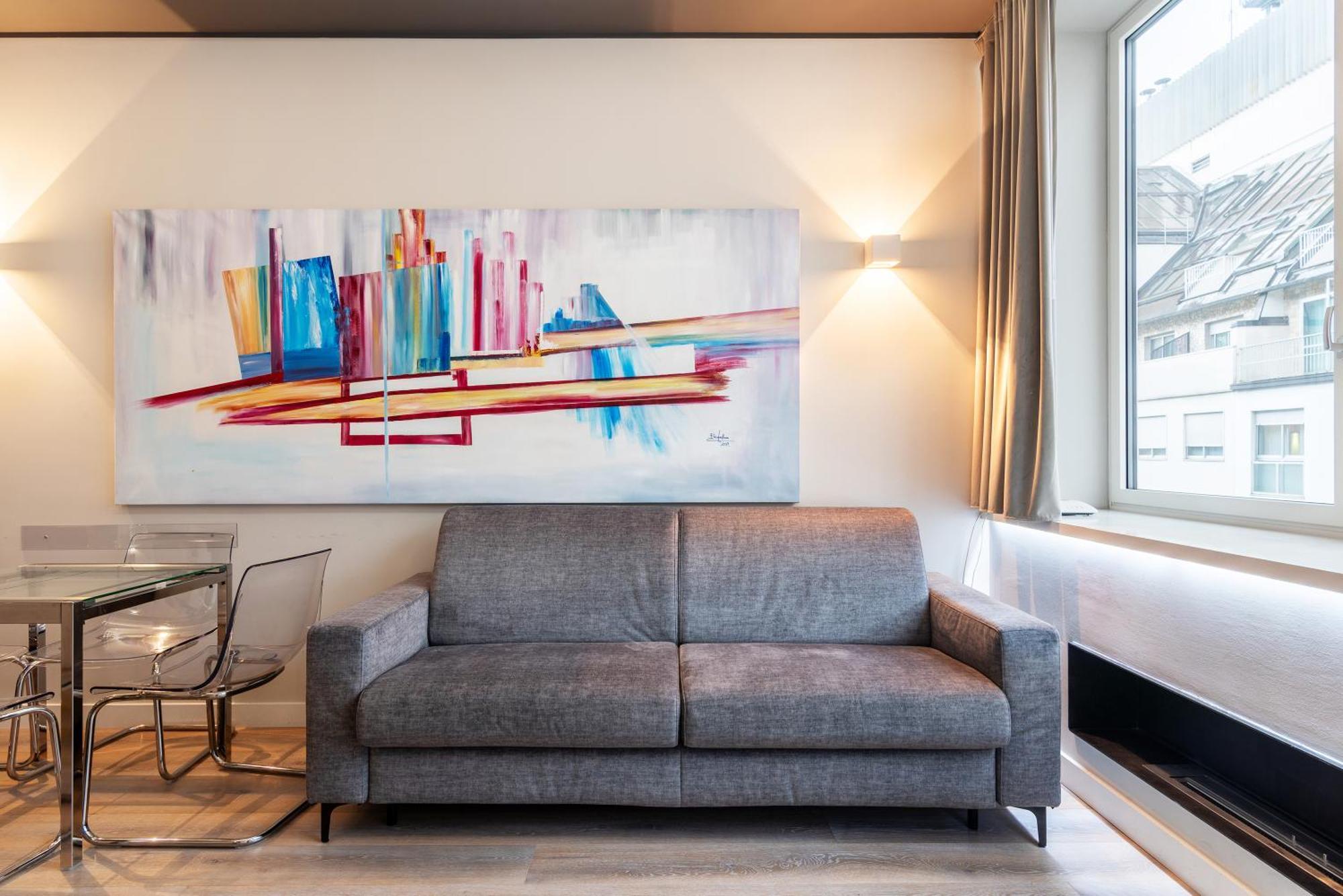 Easyhomes-City Centre Suites Milano Exteriör bild