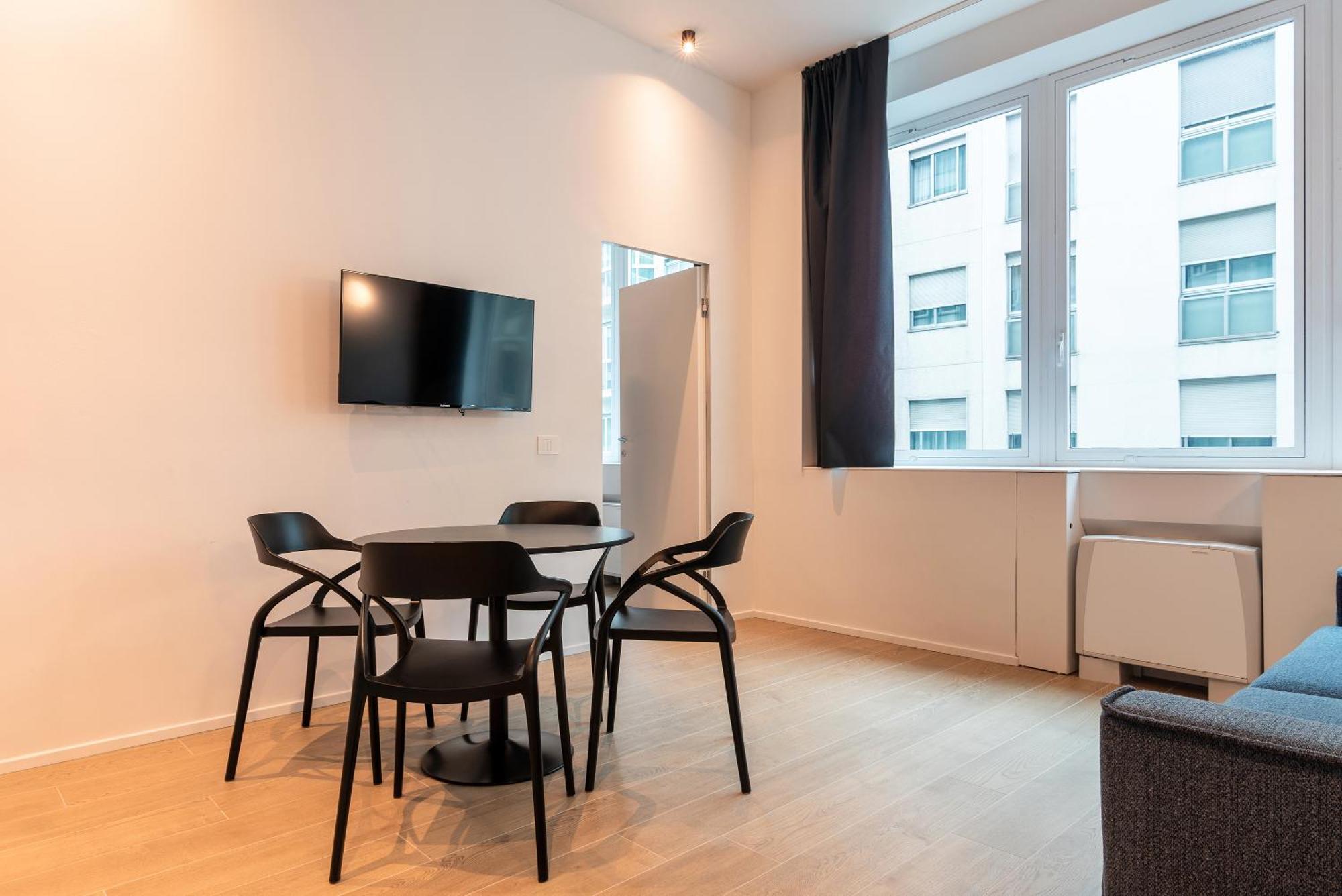Easyhomes-City Centre Suites Milano Exteriör bild