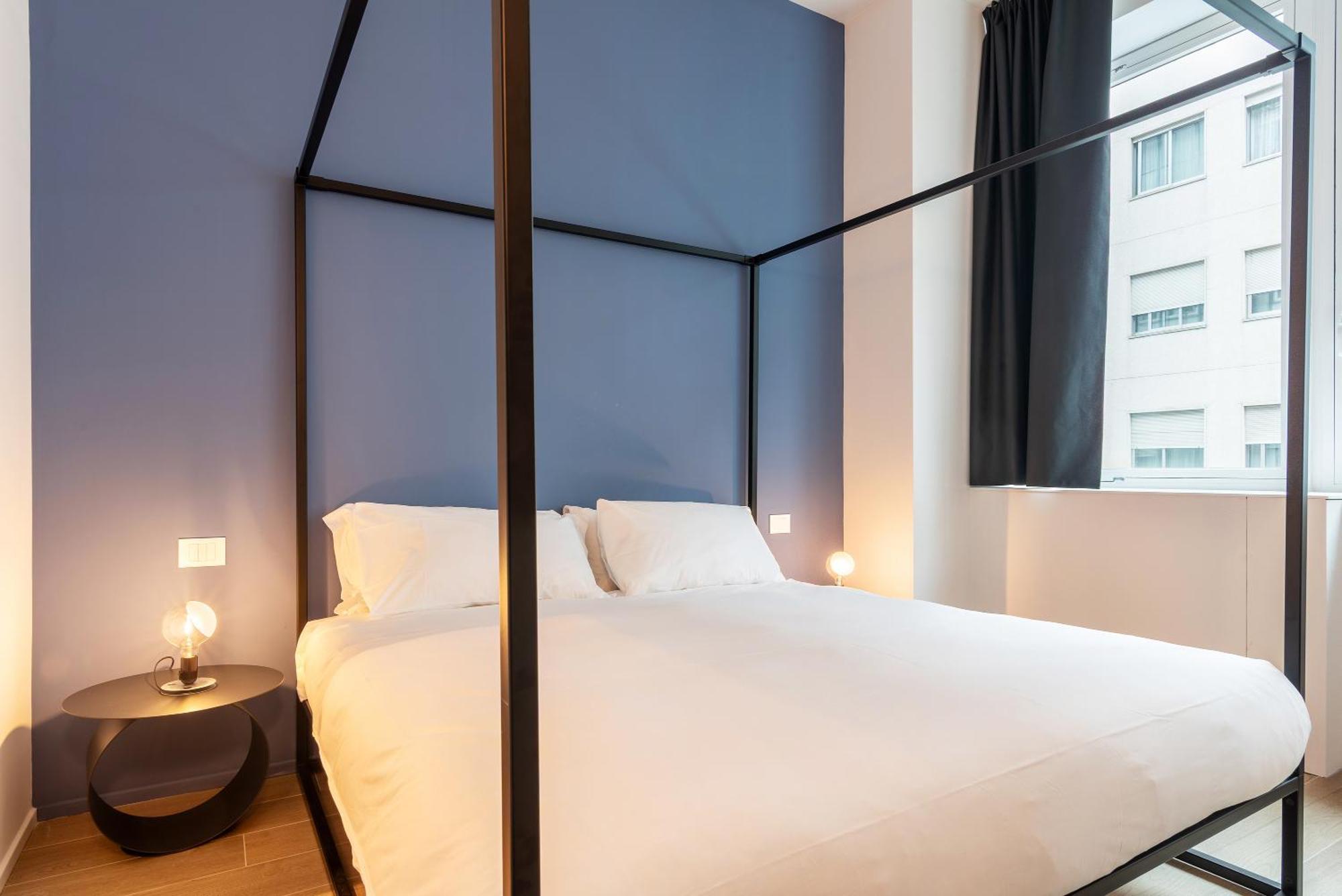 Easyhomes-City Centre Suites Milano Exteriör bild