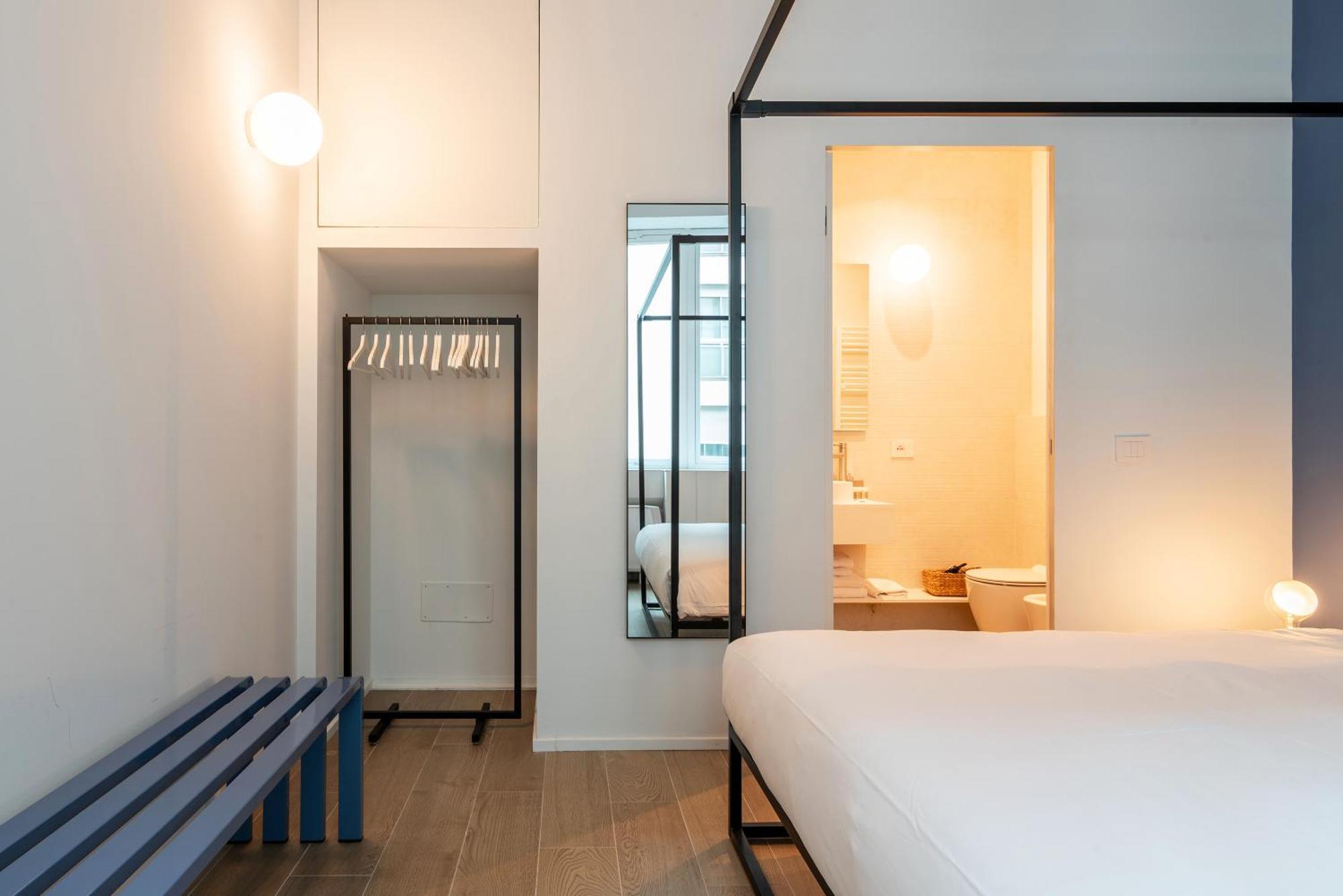 Easyhomes-City Centre Suites Milano Exteriör bild